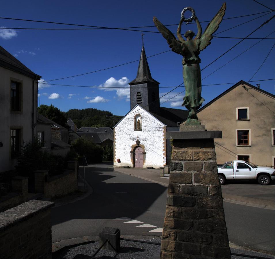 Au Charme Du 13 Faubourg De France A Bouillon Villa Exterior foto